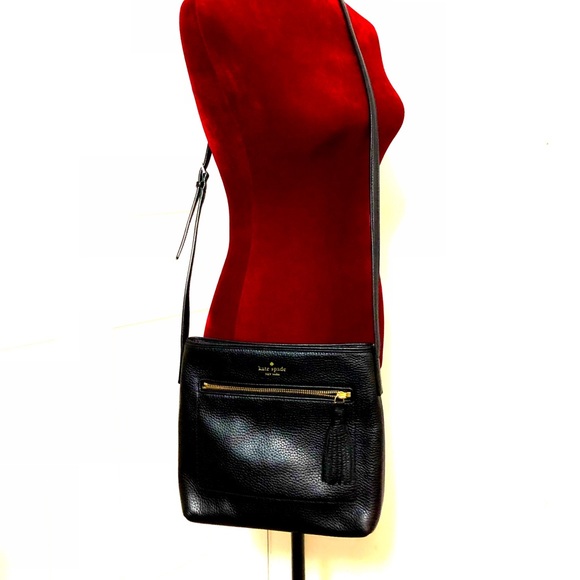kate spade Handbags - Kate Spade Leather Crossbody